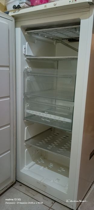 Морозильна камера