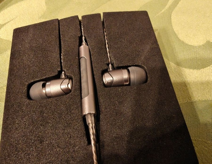 Auriculares Soundmagic E11C