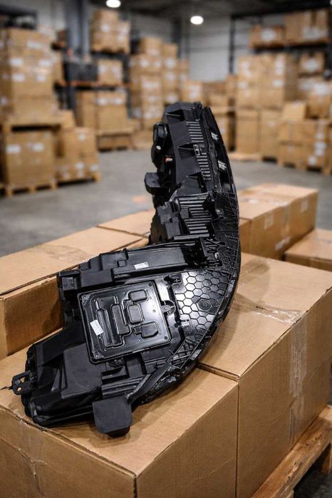 фари  Zeekr 7x matrix LED