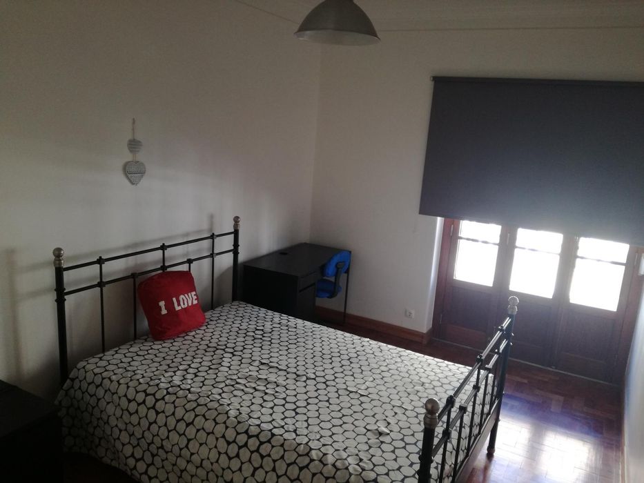 Alugar quarto Lisboa Anjos Av Almirante Reis