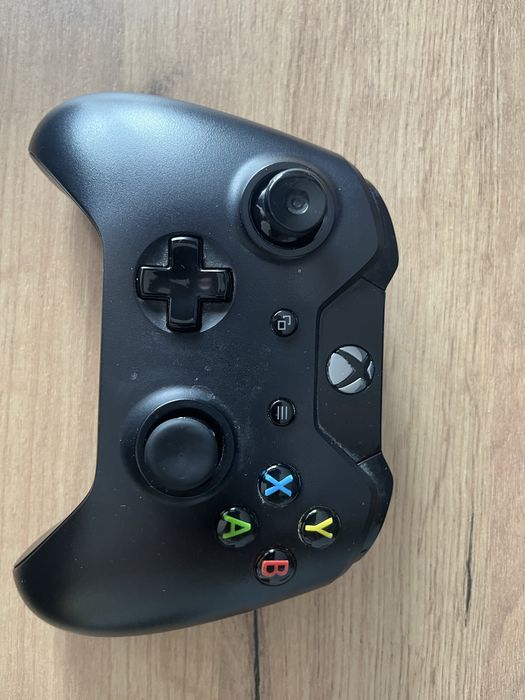 Bezprzewodowy kontroler Xbox – oryginalny