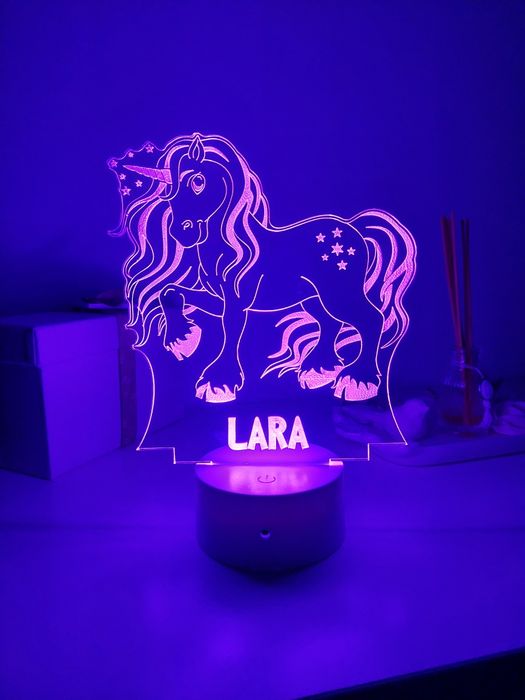 Luz presença personalizada