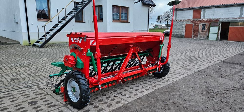 Siewnik zbożowy Agro-Masz SR 300 *2015r*(Amazone,Kverneland)