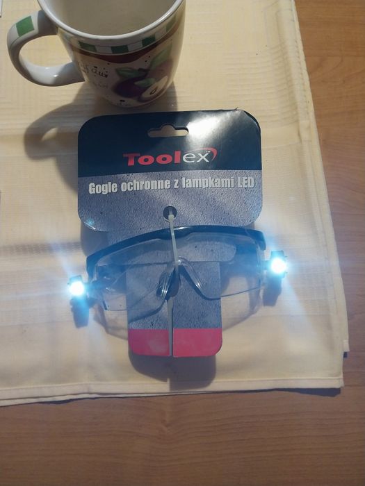 Okulary ochronne z oswietleniem led