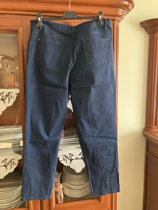 Jeansy LAFEINIER rozmiar 33/46 ciemny granat
