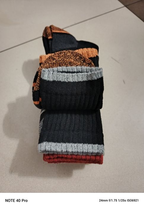 5 par grubych skarpet