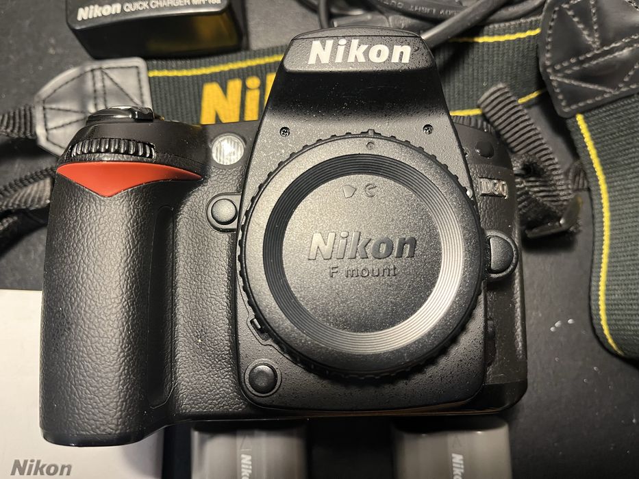 Nikon d90  sprawna bardzo dobry stan