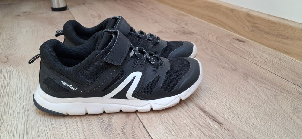Buty chłopięce  Decathlon newfeel r.37