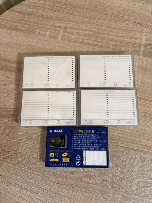 Аудиокасеты BASF Ferro Standard I 60 BASF Chrome Super Quality II 90