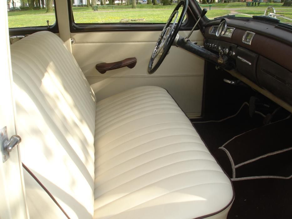 Zabytkowy mercedes na ślub-klasyk z 1957 roku