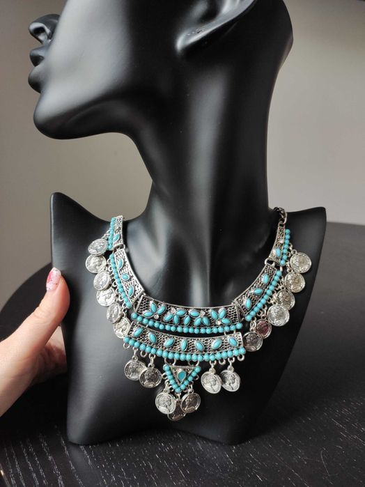 Naszyjnik w stylu boho z niebieskimi kamieniami