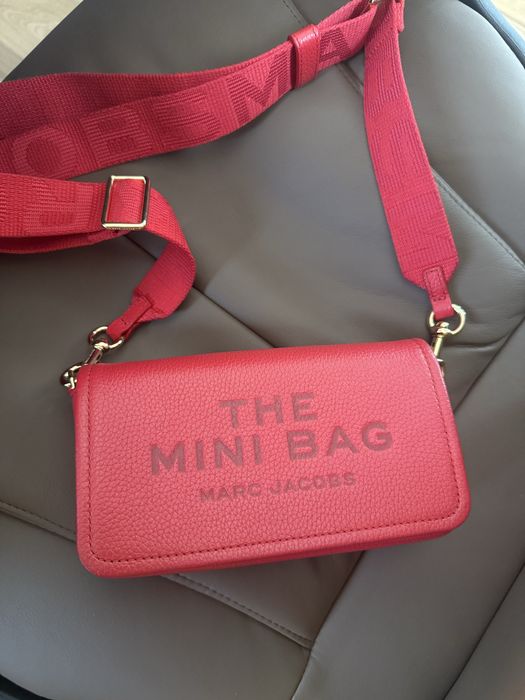 Mala a Tiracolo Mini Crossbody em Pele - Marc Jacobs
