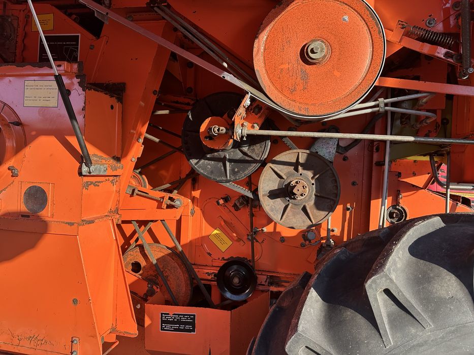Kombajn zbożowy Dronningborg D4000S heder 3,6m silnik Valmet