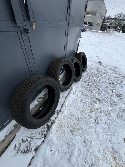 Зимові шини BRIDGESTONE  245/55 R19
