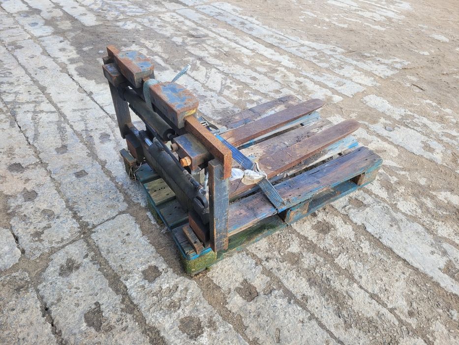Paleciak widły do palet 120cm  hydrauliczny rozstaw łyżka krokodyl JCB