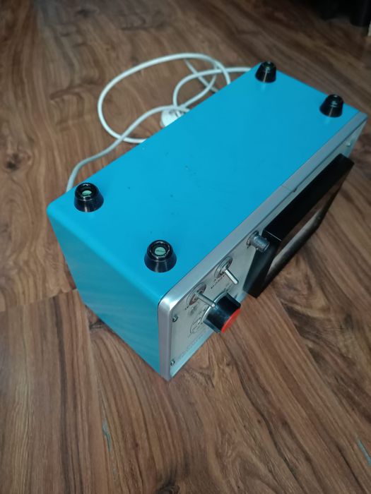 Stary miernik częstotliwości MC-3B.