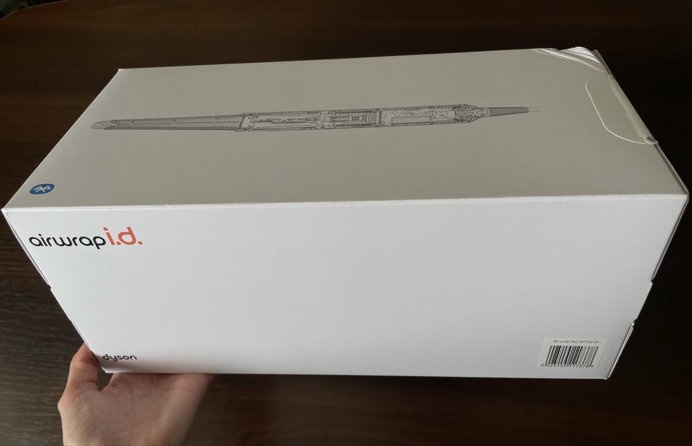 Новий стайлер Dyson Airwrap Id HS08  Straight/Wavy