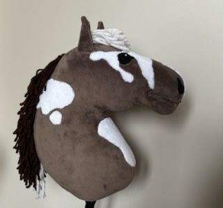 Hobby Horse łaciaty