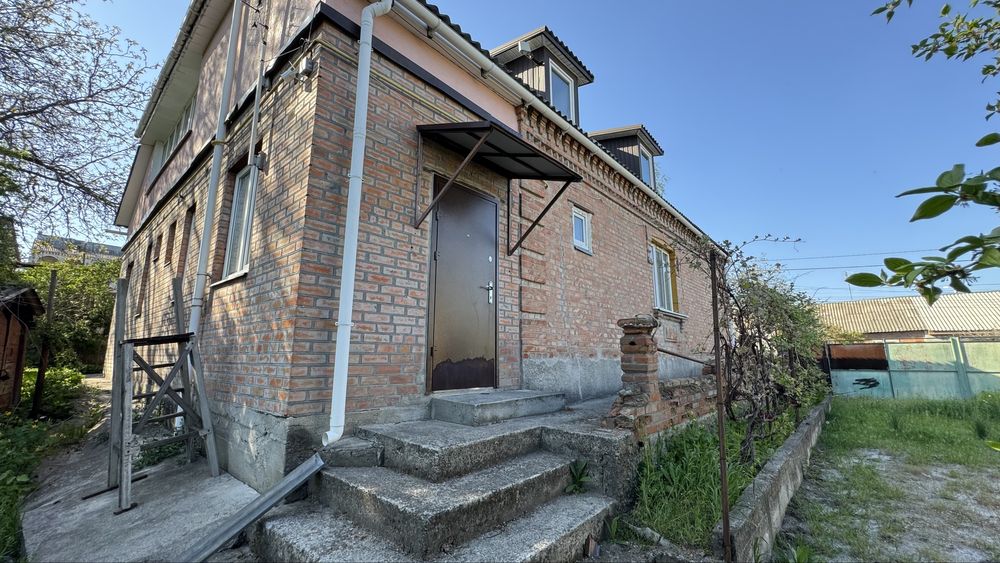Великий  будинок для двох сімей, 20 соток, без комісії!