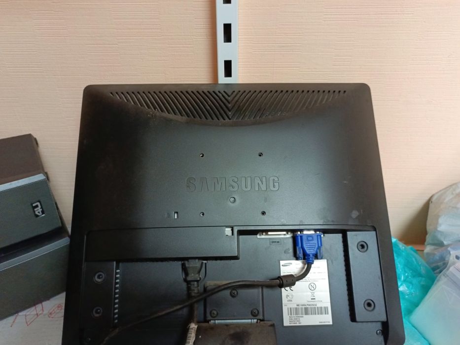 Монитор Samsung 931с 19"