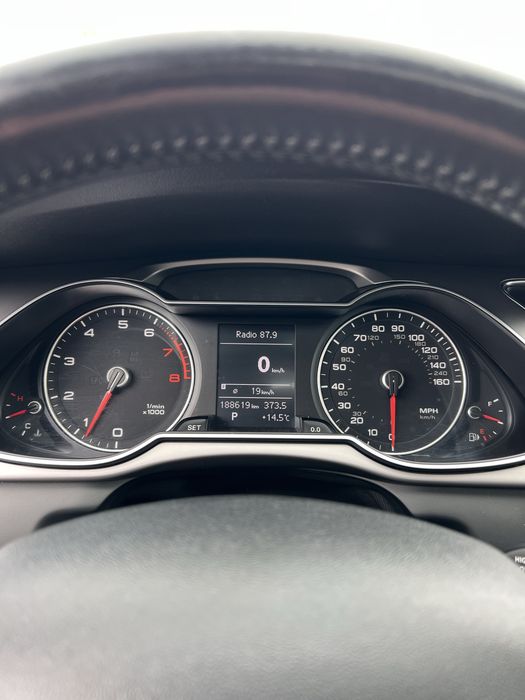 Audi A4 2013 VIN WAUAFAFLXDN043213 фото оголошення 7 з 24