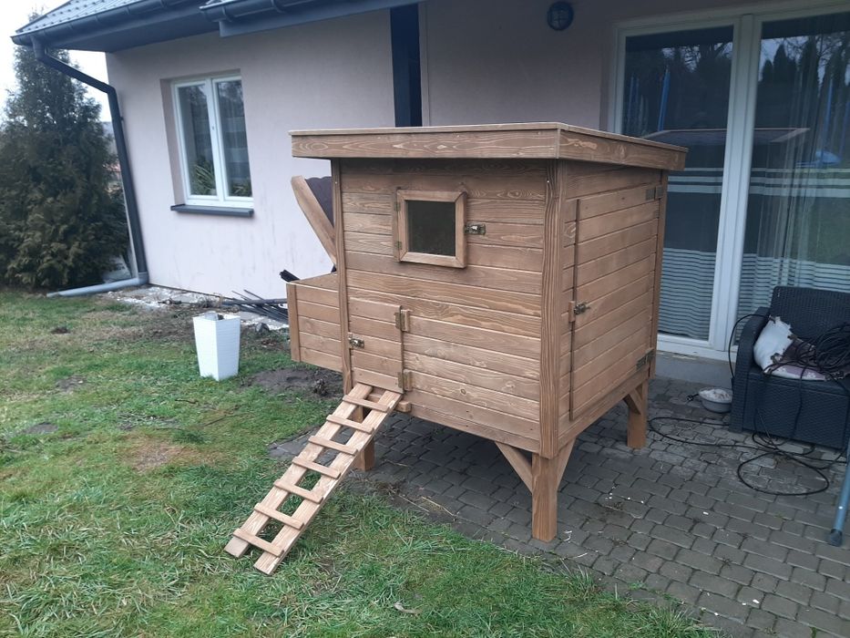 Kurnik dla kur drewniany