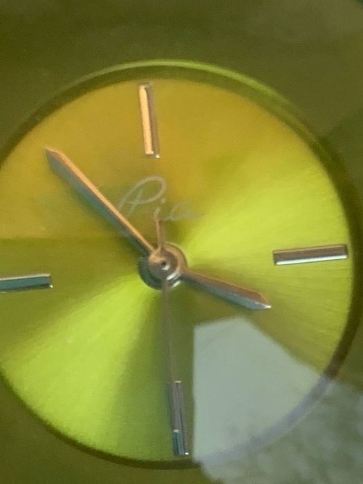 Pia jewellery moss green винтажные зеленые часы на кожаном ремешке.