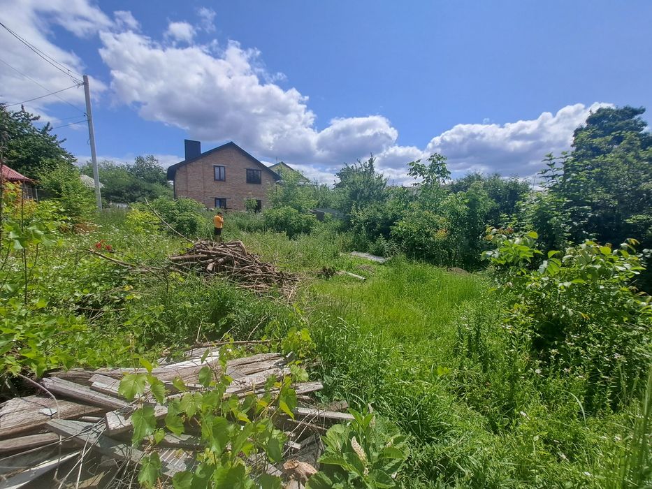 Продаж земельної ділянки під забудову поблизу центру Тернополя