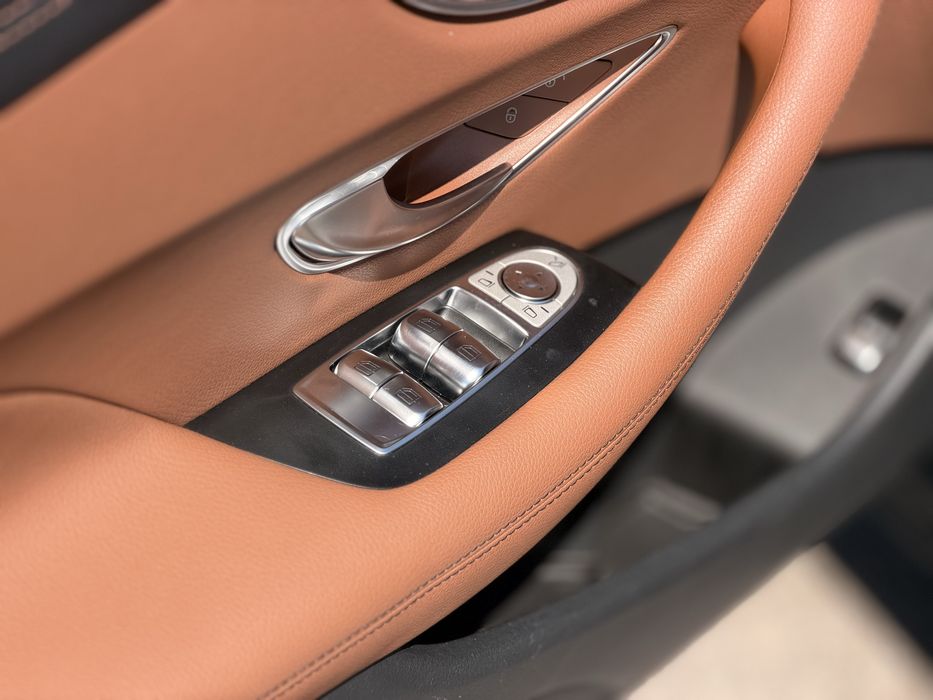 Mercedes-Benz E-Class 2019 220d G-tronic C238 Європа Не Фарбована Купе-хардтоп