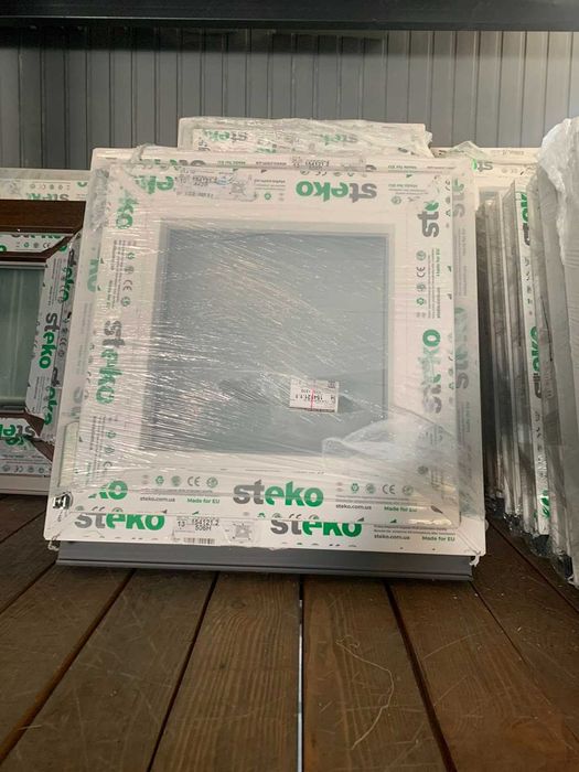 Продаємо металопластикові вікна та двері. Окна, двери Вараш