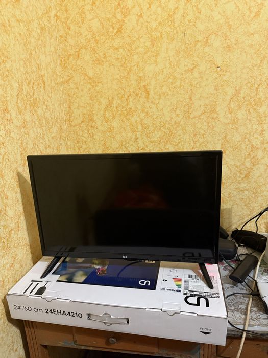Телевізор 24 UD
