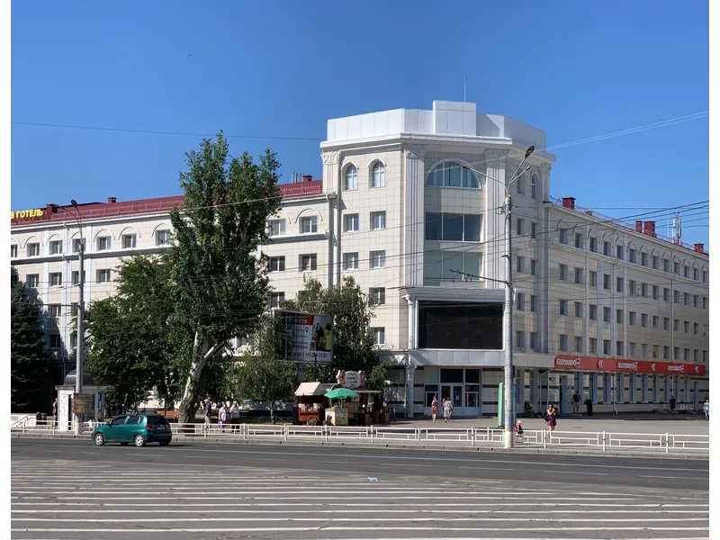 Продаж офісного приміщення в м. Херсон (2065,2 км.м.)