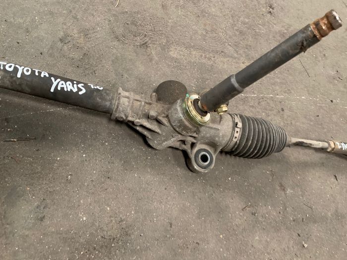 Caixa de Direção Toyota Yaris 1.0 2003