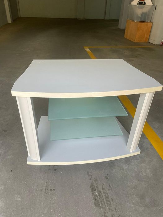 Vendo movel de tv como nova