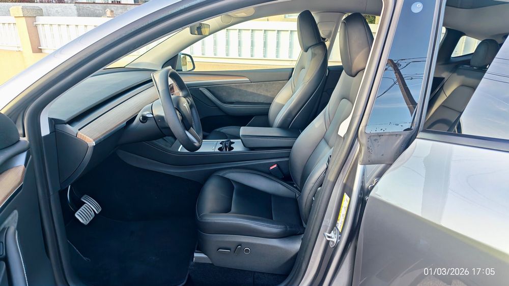 Tesla Model Y Performance Tração Integral foto 5