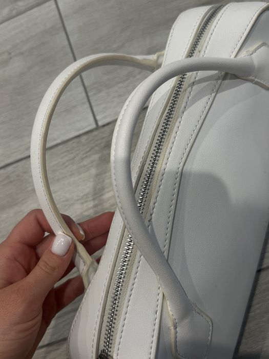Сумка  натуральная кожа Alaia