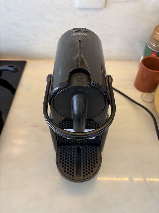 Cafeteira nespresso delonghi