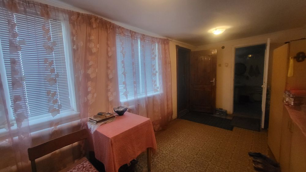 Продаю будинок за містом