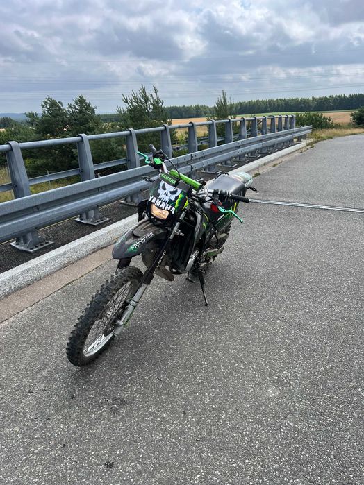 Motor Yamaha DT125R