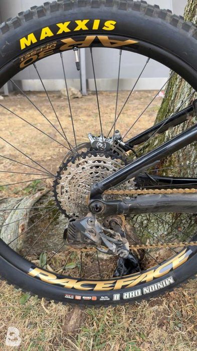 Orbea WILD FS M20 com 2 batterias (625w + 500w)