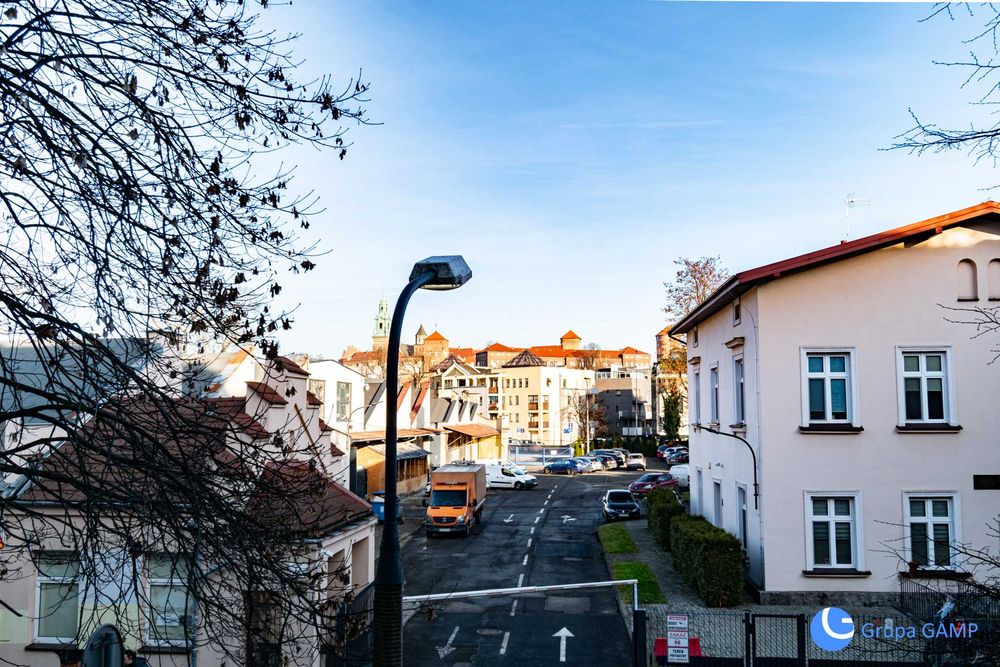 Studio z widokiem na Wawel 40m2*ul. Barska*ok. 3300 PLN ALL