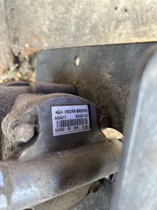 Zawor luzujacy naczepy Knorr AE4311 K020123