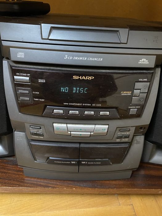 Продам музикальний центер Sharp 3 х дисковий