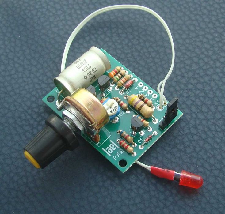 Регулятор зарядного струму для автомобільних зарядних ( по вторинні  )