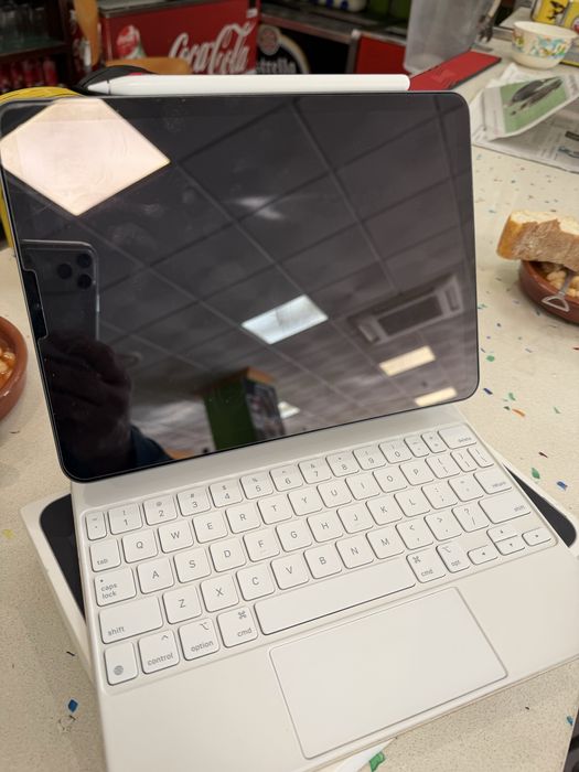 Pack iPad Air M1 64 GB