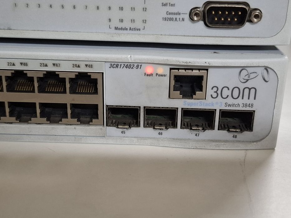 4 Switchs de Rede 3COM - Barato - Para desocupar