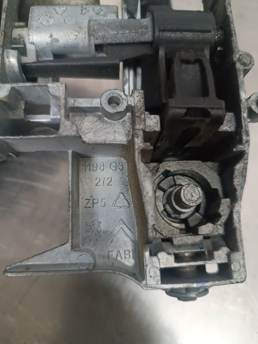Puxador Exterior Porta Trás Esquerdo CITROËN JUMPY II - 9680656680