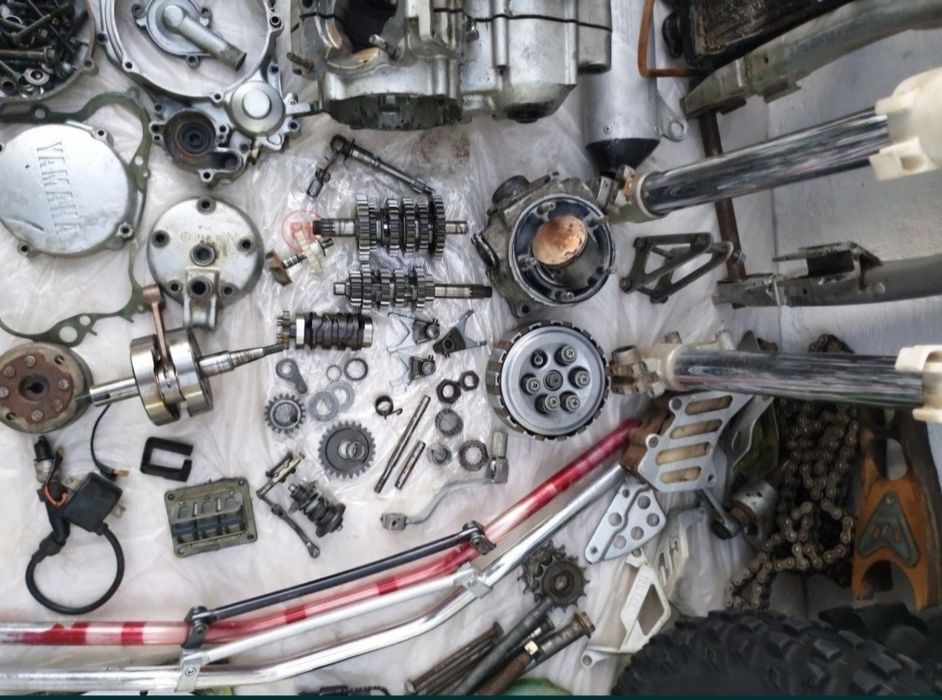 Czesci yz 125 yamaha 87 - 96r yz125skrzynia cylinder zaplon plastiki