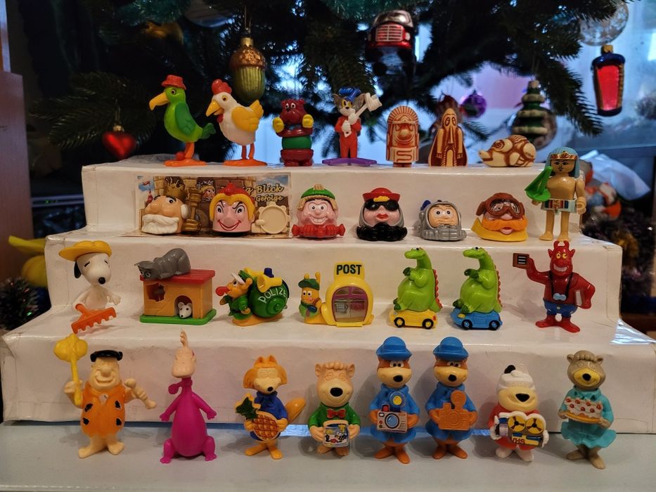 Игрушки киндер сюрприз. Киндер 90х. Гномы. Львята. Акулы