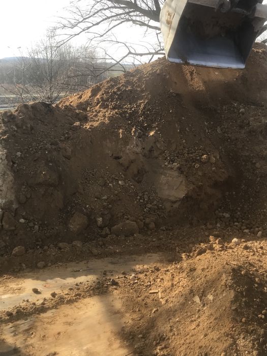 Piach, urobek, ziemia piach żwir podniesienie terenu oddam Kruszyn Bol